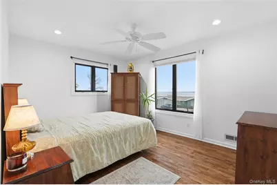 76 Kensington Oval, New Rochelle, NY 10805 - Photo 33