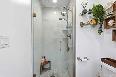 76 Kensington Oval, New Rochelle, NY 10805 - Photo 29