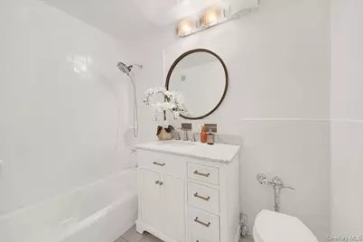 1 Balint Drive #366, Yonkers, NY 10710 - Photo 15