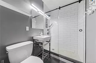 2400 Johnson Ave, Bronx, NY 10463 - Photo 11