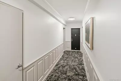 25 Chapel Pl. #1B, Great Neck, NY 11021 - Photo 21