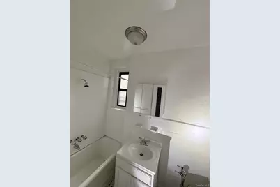 835 Fox Street, Bronx, NY 10459 - Photo 11