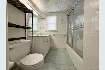 69 Glenmore Avenue, Hempstead, NY 11550 - Photo 13