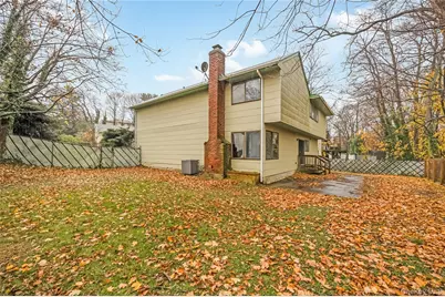 21 Hitching Post Lane, Glen Cove, NY 11542 - Photo 33