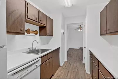 15 White Gate Road #D, Wappingers Falls, NY 12590 - Photo 9