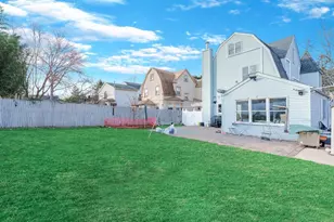 217-32 Corbett Rd, Bayside, NY 11361 - Photo 25