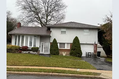 106 Lea Ann Terrace, Wantagh, NY 11793 - Photo 1