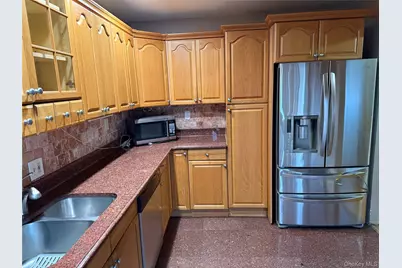 106 Lea Ann Terrace, Wantagh, NY 11793 - Photo 3