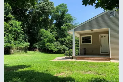 509 E Broadway, Port Jefferson, NY 11777 - Photo 5