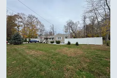 509 E Broadway, Port Jefferson, NY 11777 - Photo 27