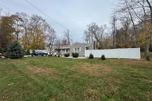 509 E Broadway, Port Jefferson, NY 11777 - Photo 27