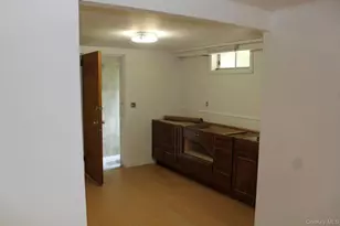 509 E Broadway, Port Jefferson, NY 11777 - Photo 19