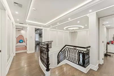 81-05 139th Street, Briarwood, NY 11435 - Photo 13