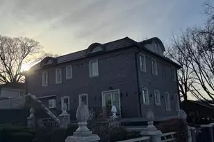 81-05 139th St, Briarwood, NY 11435 - Photo 31