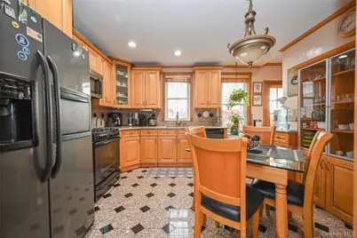 9603 42nd Avenue, Corona, NY 11368 - Photo 7