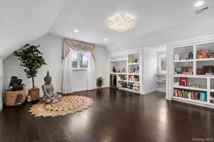 19 W Tiana Rd, Hampton Bays, NY 11946 - Photo 37