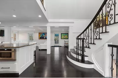 19 W Tiana Road, Hampton Bays, NY 11946 - Photo 5