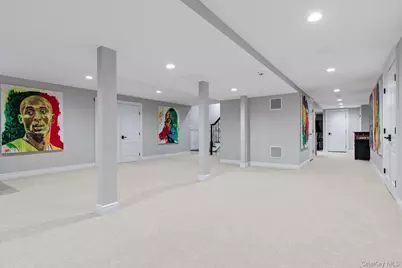 19 W Tiana Road, Hampton Bays, NY 11946 - Photo 27