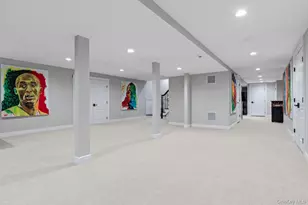 19 W Tiana Rd, Hampton Bays, NY 11946 - Photo 27