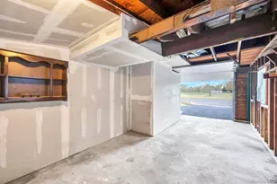 9 Redwood Ln, Levittown, NY 11756 - Photo 21