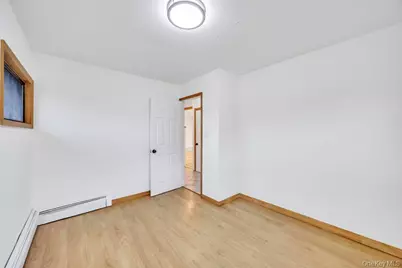 9 Redwood Lane, Levittown, NY 11756 - Photo 11