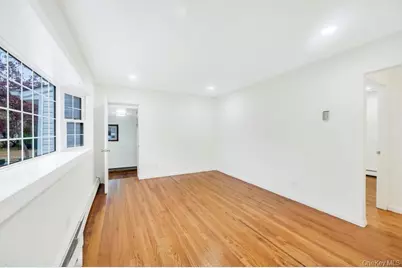 468 Ferndale Boulevard, Islip, NY 11751 - Photo 7