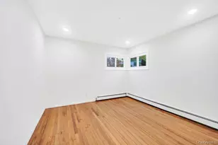 468 Ferndale Blvd, Islip, NY 11751 - Photo 15