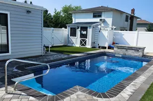 320 Clearview Ln, Massapequa, NY 11758 - Photo 29