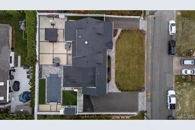 320 Clearview Lane, Massapequa, NY 11758 - Photo 37