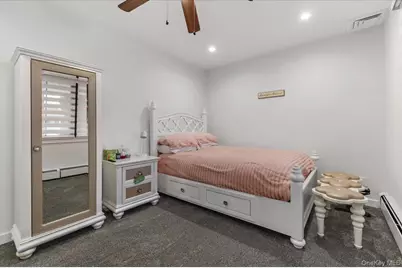 320 Clearview Lane, Massapequa, NY 11758 - Photo 17