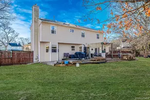 9 Minto Ct, Centereach, NY 11720 - Photo 27