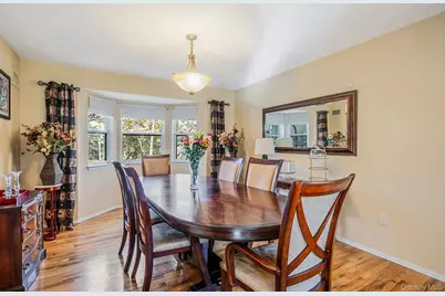 9 Minto Court, Centereach, NY 11720 - Photo 7