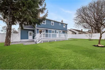 19 Hicks Avenue, Syosset, NY 11791 - Photo 29