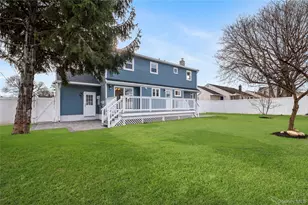 19 Hicks Ave, Syosset, NY 11791 - Photo 29