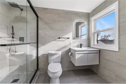 19 Hicks Avenue, Syosset, NY 11791 - Photo 23