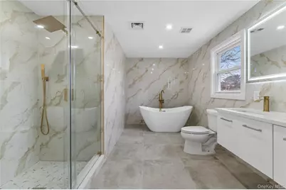 19 Hicks Avenue, Syosset, NY 11791 - Photo 19