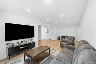 226-26 Union Tpke, Bayside, NY 11364 - Photo 7