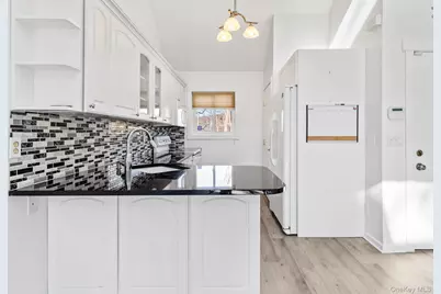 220 Montauk Highway #22, Eastport, NY 11972 - Photo 5