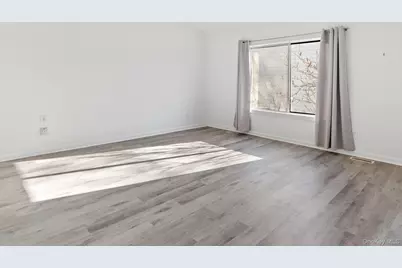 220 Montauk Highway #22, Eastport, NY 11972 - Photo 11