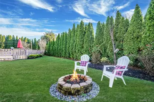 15 Penn Dr, Smithtown, NY 11787 - Photo 3