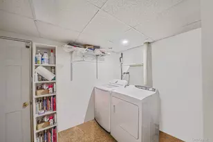 15 Penn Dr, Smithtown, NY 11787 - Photo 45