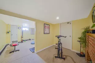 15 Penn Dr, Smithtown, NY 11787 - Photo 37