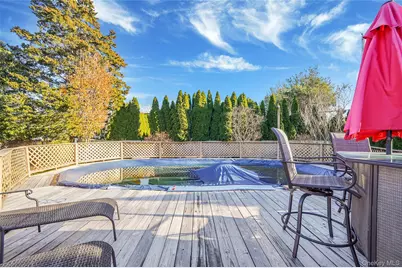 15 Penn Drive, Smithtown, NY 11787 - Photo 7