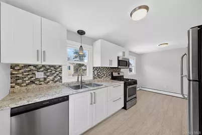 23 Bridle Path, Newburgh, NY 12550 - Photo 13