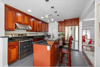 59 Hazelwood Drive, Jericho, NY 11753 - Photo 11