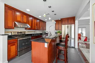 59 Hazelwood Dr, Jericho, NY 11753 - Photo 11