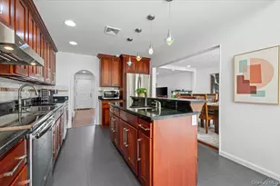 59 Hazelwood Dr, Jericho, NY 11753 - Photo 13