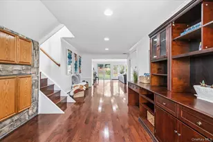 59 Hazelwood Dr, Jericho, NY 11753 - Photo 25