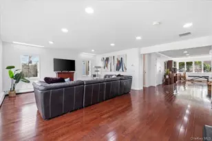 59 Hazelwood Dr, Jericho, NY 11753 - Photo 21