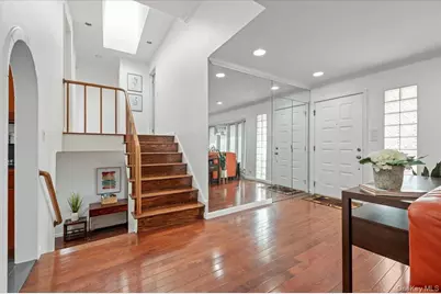 59 Hazelwood Drive, Jericho, NY 11753 - Photo 5